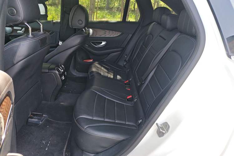 Used Mercedes-Benz GLC 2016 GLC 300 4MATIC Dynamic Model
