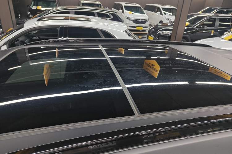 Used Cadillac XT5 2022 2.0T Four-Wheel Drive Luxury Version (Hummingbird Edition)
