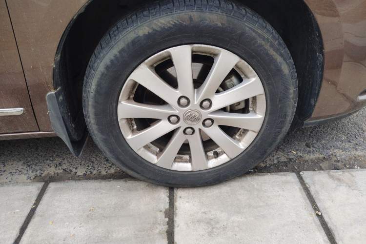 Used Buick GL8 2018 28T Luxury Model China VI Standard Right Front Wheel Hub