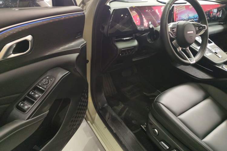 Used Haval Fierce Dragon Max 2023 1.5L Hi4 105 Four-Wheel Drive Smart Flagship Edition Driver Seat