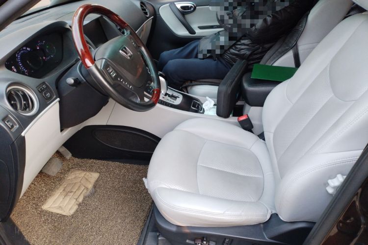 Used Luxgen Great 7 SUV 2013 Limited-Edition Sharp Edition 2.2T All-Wheel-Drive Prestige Model
