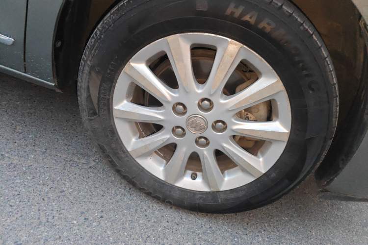 Used Buick GL8 2011 3.0L GT Luxury Business Haoya Edition