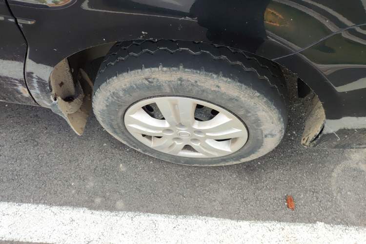 Used FORTHING Lingzhi 2019 M5L 1.6L 7-Seater Standard Model China VI Right Front Wheel Hub