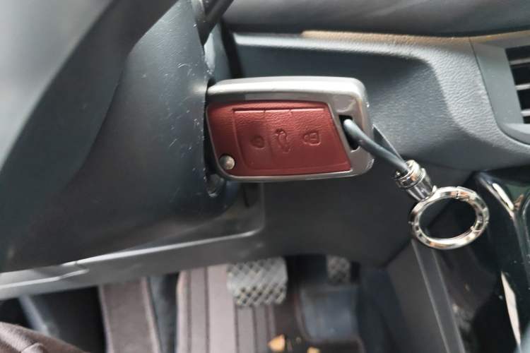 Used Volkswagen Tacqua 2020 1.5L Automatic Yue Vehicle Key