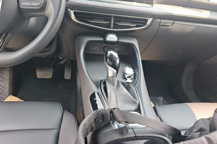 Used MG 5 2025 180 DVVT Global First Edition