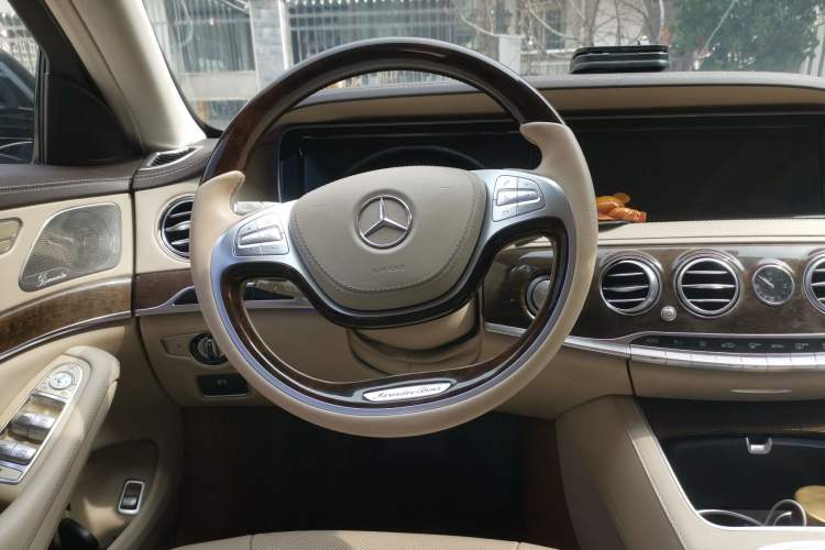 Used Mercedes-Benz S-Class 2014 S 320 L Business Model
