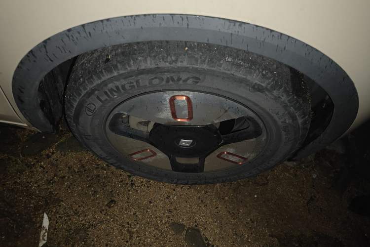 Used Baojun KiWi EV 2021 Artist Model Lithium Iron Phosphate