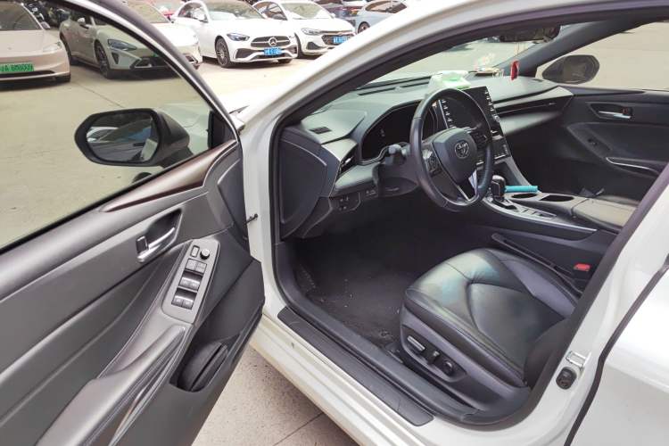 Used Toyota Avalon 2019 2.0L Luxury Edition China VI Standard
