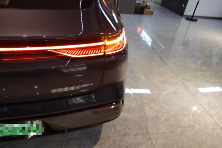 Used Geely Galaxy 8 2025 130km EM-i Flagship Edition Right Rear Taillight