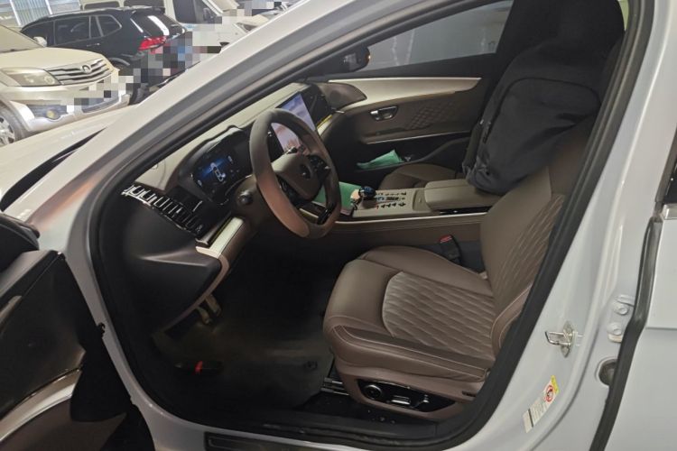 Used BYD Han 2024 DM-i Glory Edition 121KM Prestige Model