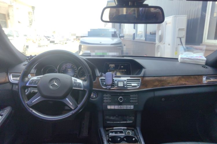 Used Mercedes-Benz E-Class 2015 Facelift E 200 L
