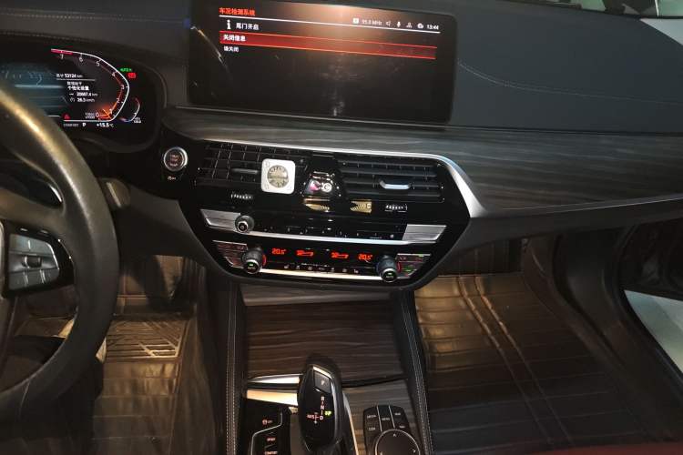 Used BMW 5 Series 2022 Updated 530Li Leading Edition Luxury Package
