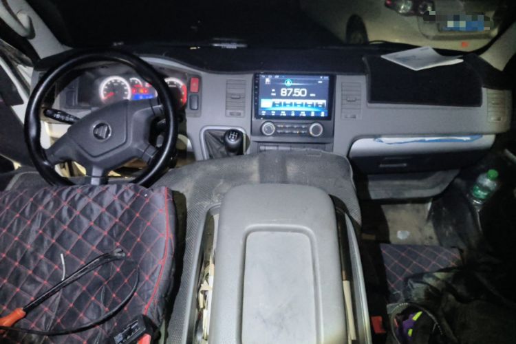 Used Foton Scenic G7 2016 2.0L Commercial Version Long Wheelbase High Roof – 4Q20M