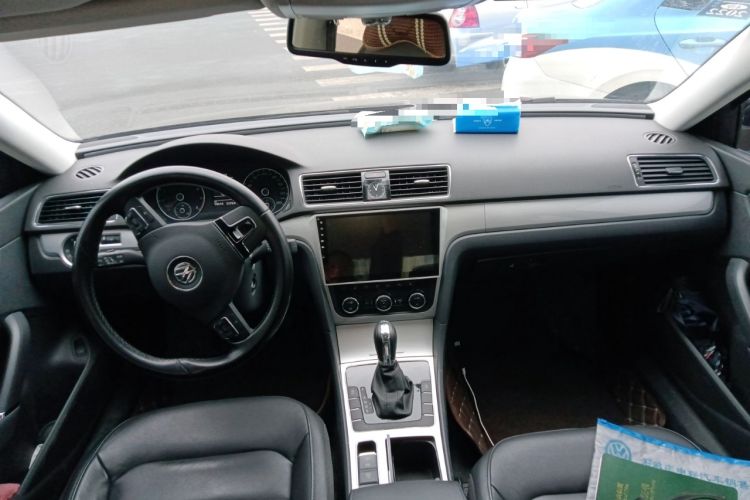 Used Volkswagen Passat 2015 1.8TSI DSG Prestige Edition Center Console