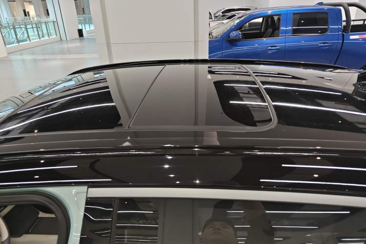 Used Lynk & Co 06 EM-P 2023 EM-P 126 Long-Range Halo