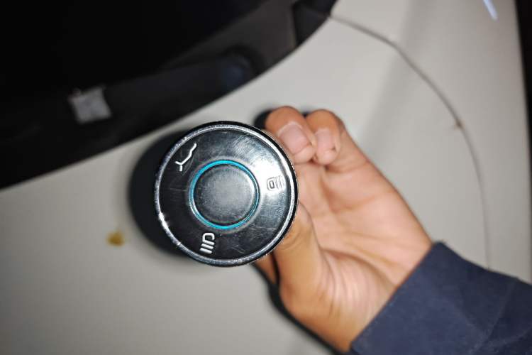 Used NETA V 2021 Standard Range Entertainment Edition Vehicle Key