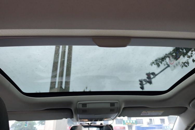 Used Volkswagen Golf 2017 1.6L Automatic Comfort Million-Vehicle Anniversary Edition