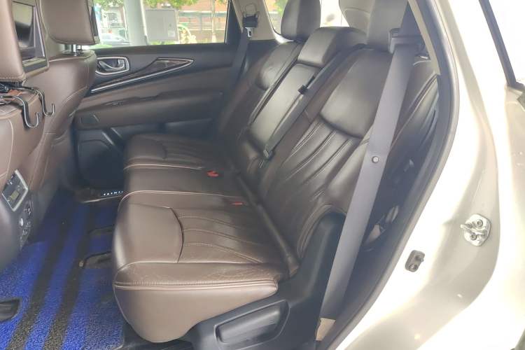 Used Infiniti JX 2013 JX35 4x4 All-Terrain Edition
