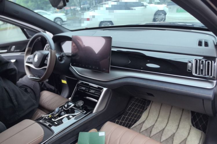 Used BYD Tang New Energy 2021 DM-i 112KM Prestige Model Center Console