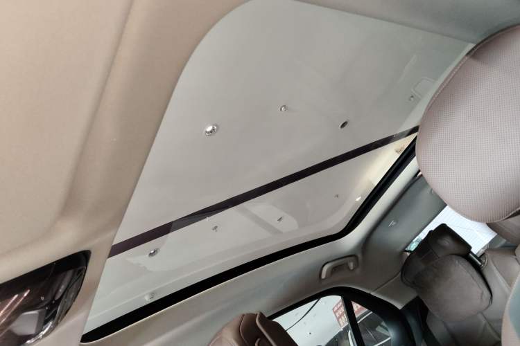 Used BMW 7 Series 2023 735Li M Sport Package Headliner