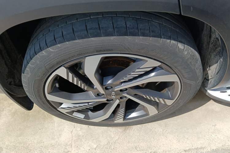 Used Geely Auto Monjaro L 2021 2.0TD DCT EVO Two-Wheel Drive Smart Luxury Version Exterior 5