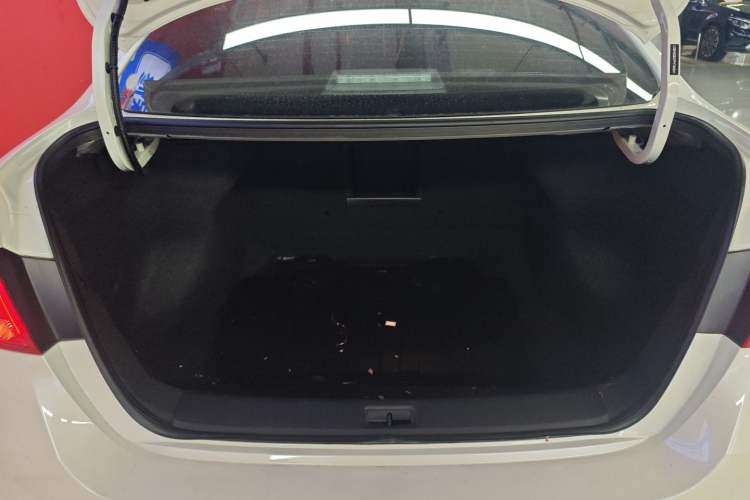 Used Nissan Sylphy 2022 Classic 1.6XL CVT Luxury Edition Trunk