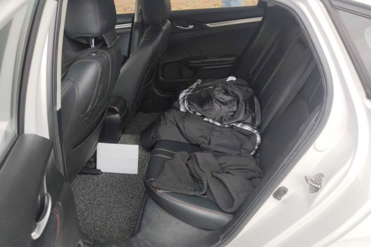 Used Honda Civic 2016 220TURBO Manual Luxury Edition
