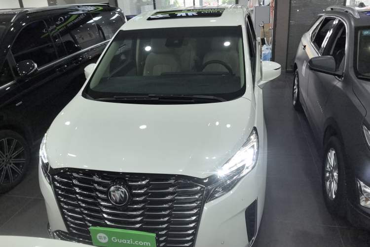 Used Buick GL8 2023 ES Lu Zun Deluxe Model Front