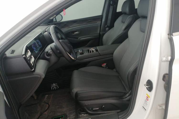 Used BYD Qin L 2024 DM-i 80KM Beyond Model Left Front Seat
