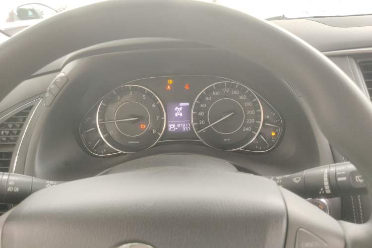 Used Nissan Patrol  Instrument Cluster