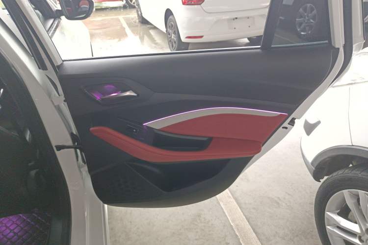 Used MG 5 2022 180 DVVT CVT Youth Luxury Edition
