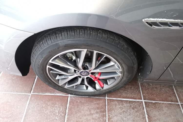 Used BYD Qin PLUS 2023 Champion Edition DM-i 120KM Leading Model
