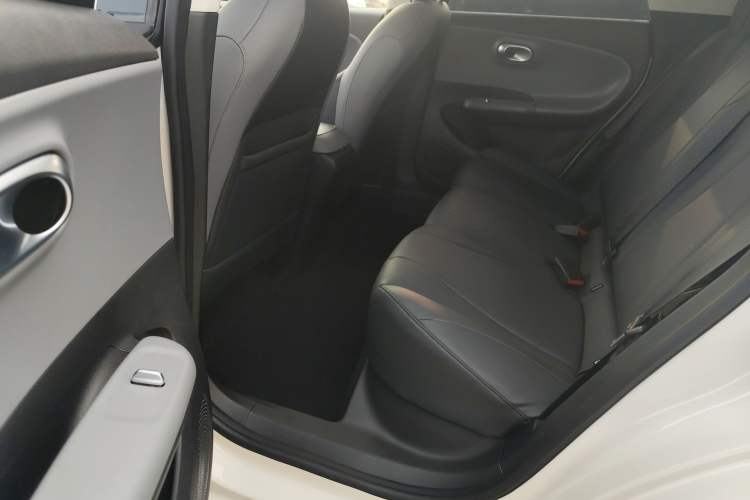 Used Dongfeng NAMMI 01 2024 New Edition 330 Air Left Rear Seat