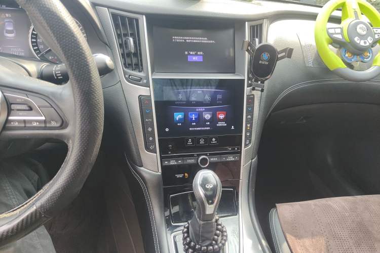 Used Infiniti Q50L 2018 2.0T Enjoyment Version China VI Standard