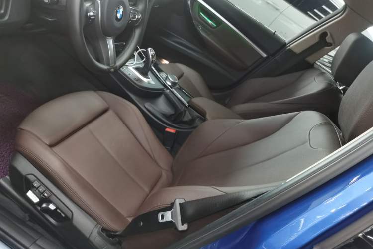 Used BMW 3 Series 2018 320Li Leading Model M Sport Package Left Front Seat