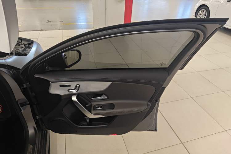 Used Mercedes-Benz A-AMG 2019 AMG A 35 L 4MATIC