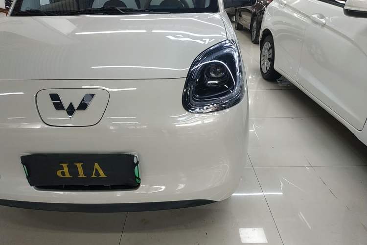 Used Wuling Hongguang MINIEV 2025 Four-Door Version Advanced Edition
