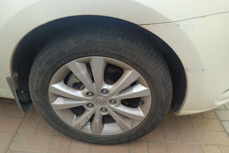 Used CHANGAN Eado 2014 1.6L Manual Luxury Model
