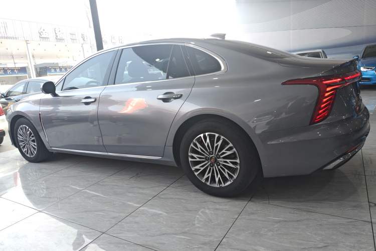 Used Hongqi H5 2023 2.0T Automatic Smart Connect Flagship Edition
