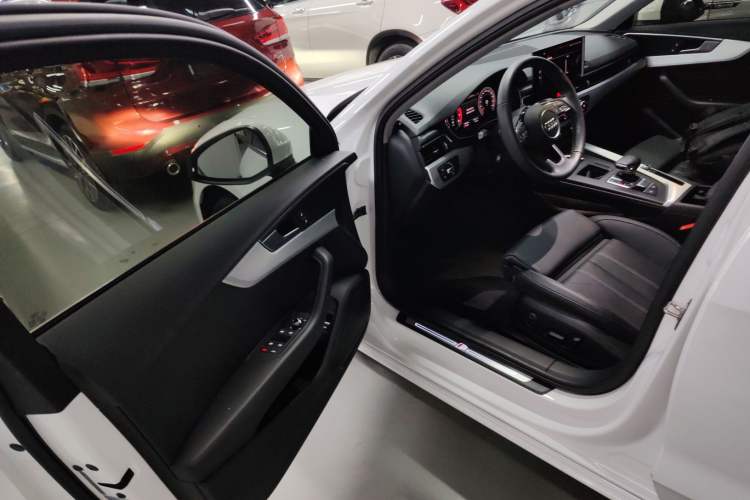 Used Audi A4L 2020 40 TFSI Fashion Dynamic Model Driver Seat