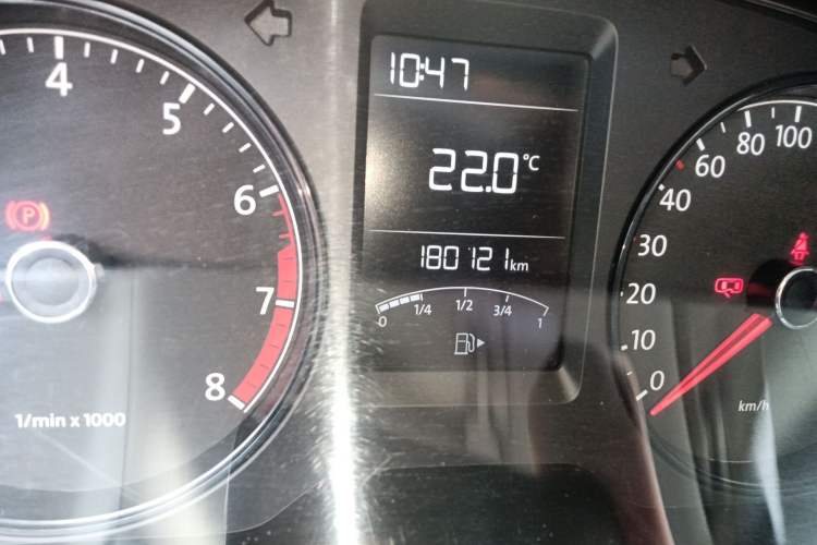 Used Volkswagen Lavida 2013 Revised Classic 1.6L Manual Fashion Edition
