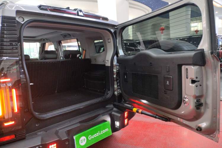 Used JETOUR Traveler 2023 2.0T All-Wheel-Drive CrossPRO