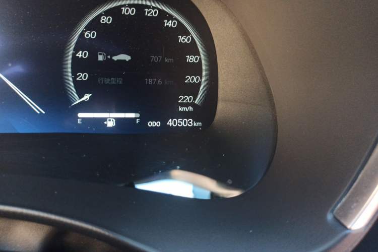 Used Toyota Crown Kluger 2022 2.5L HEV Four-Wheel Drive Flagship Edition Odometer Close Up