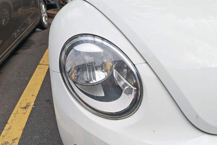 Used Volkswagen Beetle 2015 180TSI model
