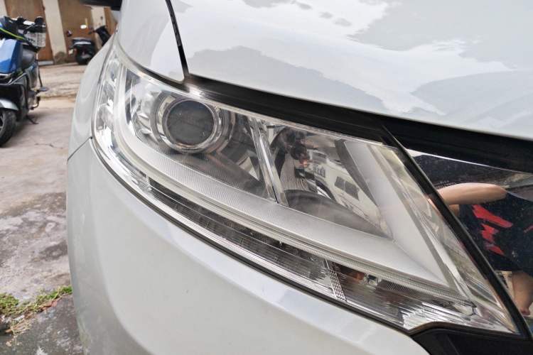 Used Honda Odyssey 2015 Revised 2.4L Luxury Edition
