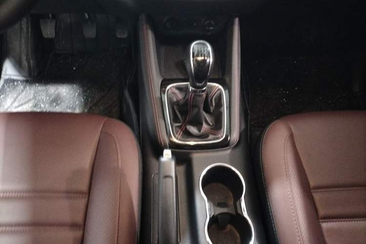 Used Oshan A800 2017 1.5T Manual Luxury Model
