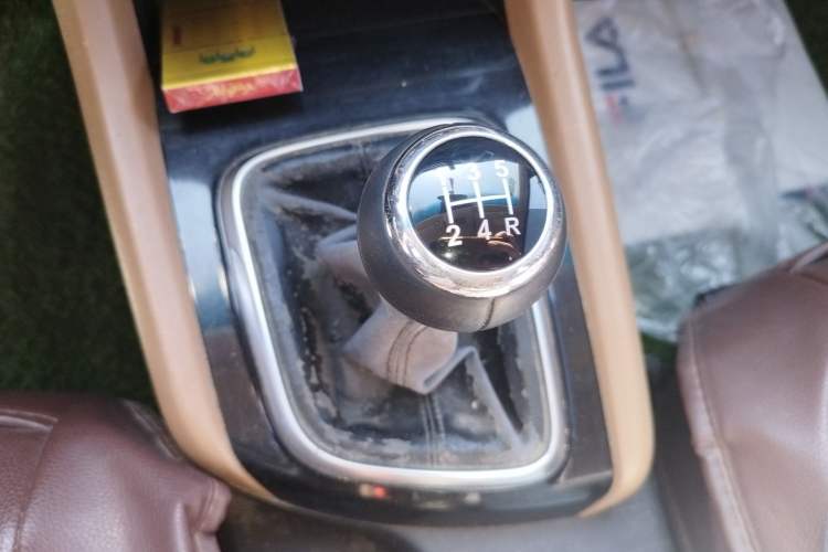 Used Jinbei F50 2017 1.6L Manual Comfort Model
