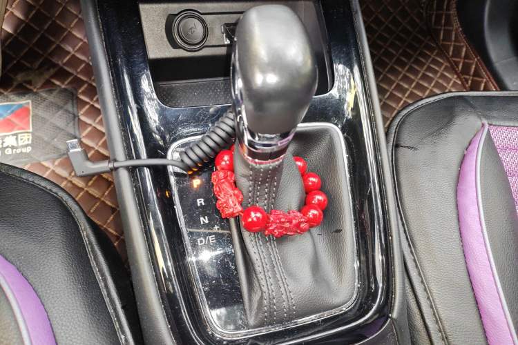 Used Roewe i5 2020 1.5L Automatic 4G Connected Linghao Edition Gear Lever