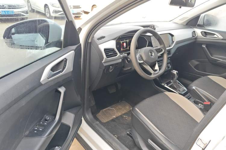 Used Volkswagen Tacqua 2023 200TSI DSG Joy-Connect Edition