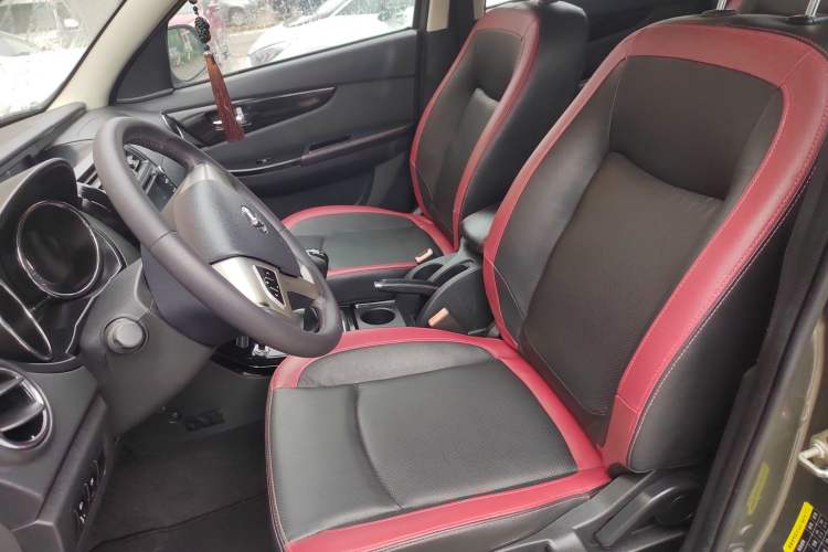 Used HYOSOW S3 2014 1.5L Luxury Version China IV Emission Standard
